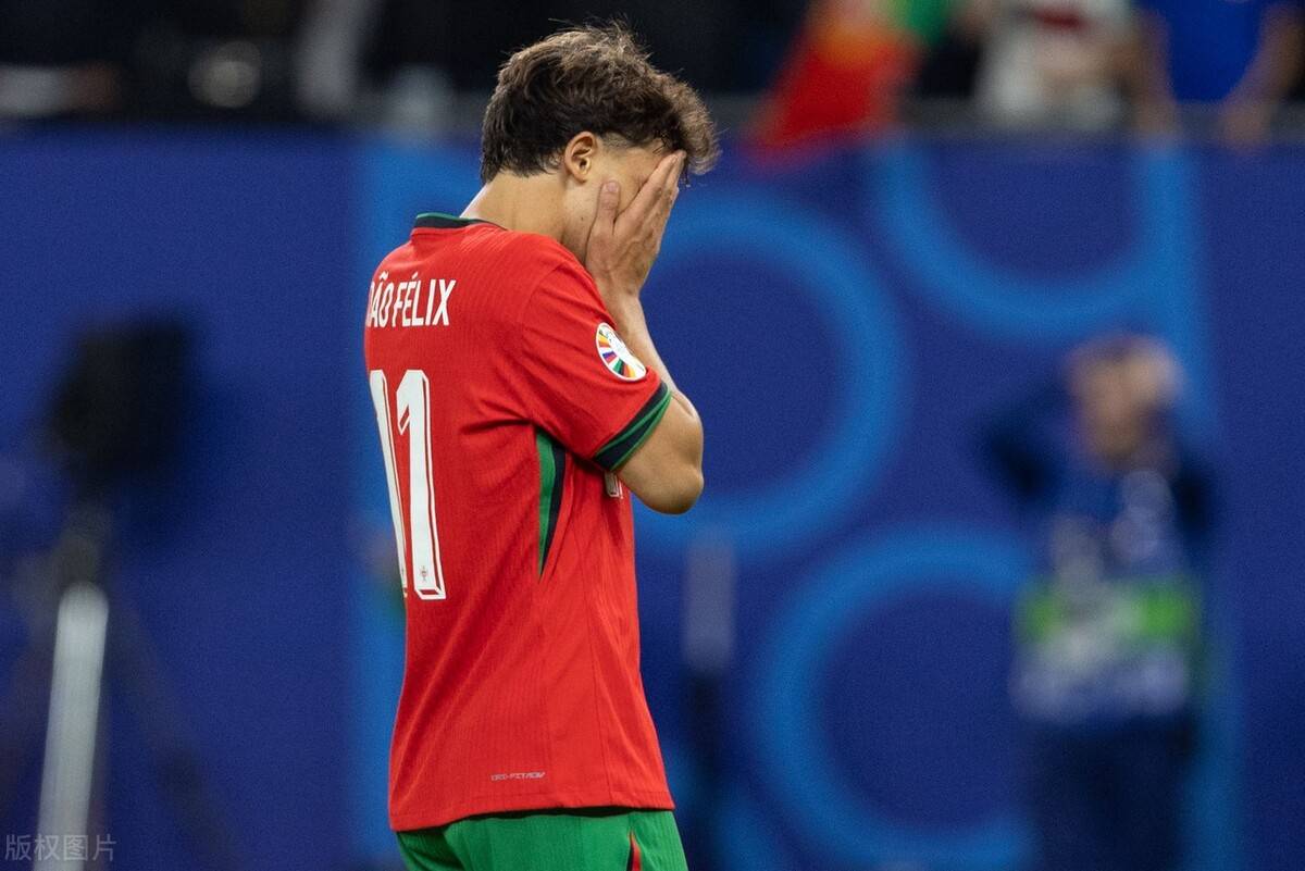 app下载-赛后体能课后，本菲卡遗憾出局备战社区盾，态度坚定，医务组通报恢复(中方为何不再允许菲补给坐滩军舰)