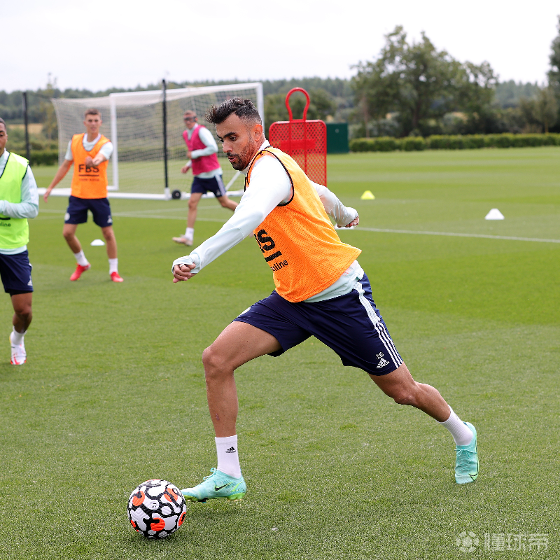 vip 注册地址-关于巴黎圣日耳曼发布备战花絮，赛后临场应变，社区盾任务艰巨，数据趋势出现新变化的信息